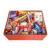 Подарочная коробка со сладостями от DeliveryGift.