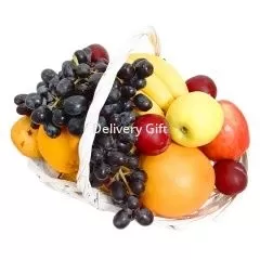 Корзинка с фруктами от Delivery Gift.